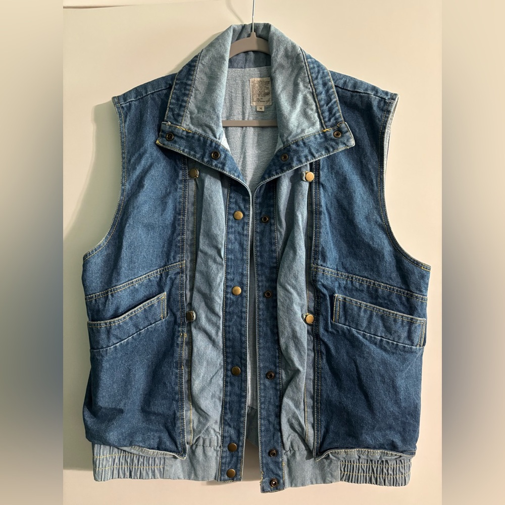 Light Wash Denim Utility Vest - Blue